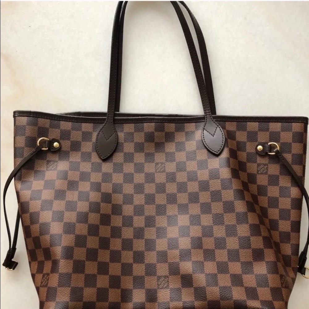 💯 Authentic Louis Vuitton Neverfull MM